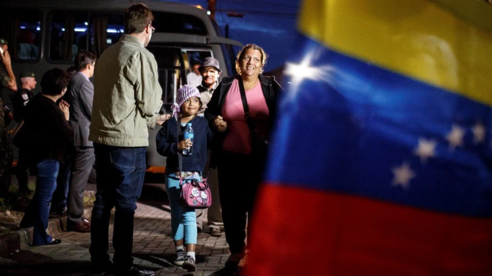 Venezuela é o 2º país com mais deslocados e refugiados no mundo, diz Acnur