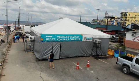 Novo ponto de vacinação contra a Covid-19 na orla da Manaus Moderna vai funcionar de segunda a sexta