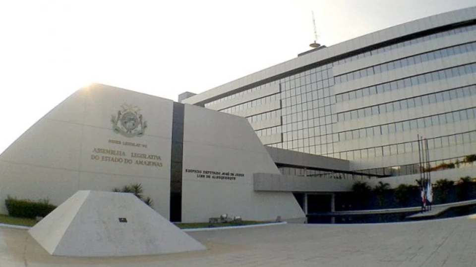 Deputados aprovam criação de CPI para investigar Amazonas Energia