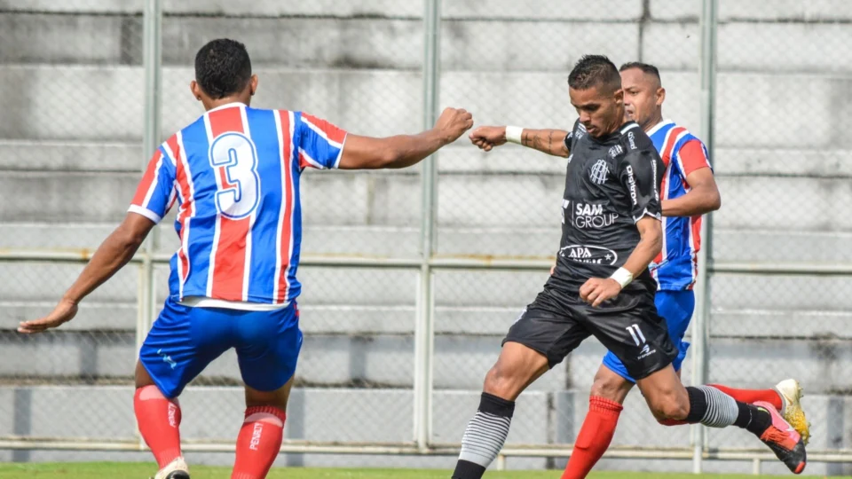 Rio Negro perde 2 a 1 para Atlético Amazonense no Estádio Carlos Zamith, em Manaus
