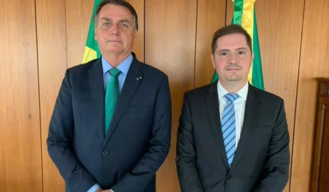 Bruno Bianco vai assumir a Advocacia-Geral da União, anuncia Bolsonaro