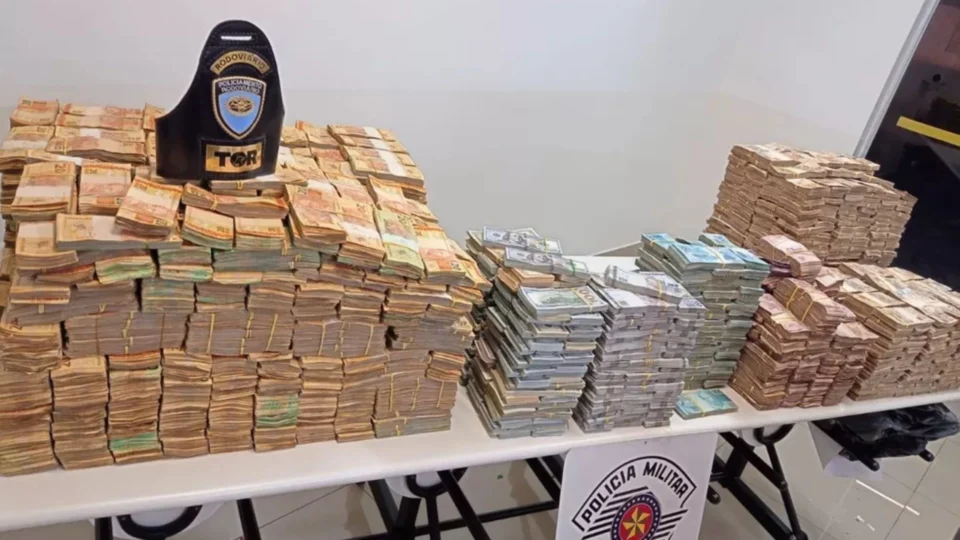 Quase R$ 12 milhões sem procedência comprovada são encontrados em SP