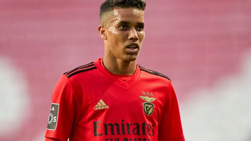 Brasileiros que atuavam na Ucrânia devem jogar em clubes no Brasil