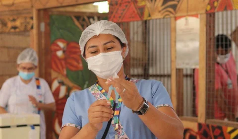 Segunda dose da CoronaVac está disponível em 27 pontos, em Manaus