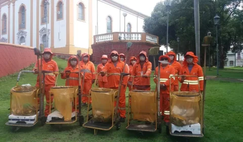 Prefeitura de Manaus ameaça de rescisão empresa com salários atrasados de garis