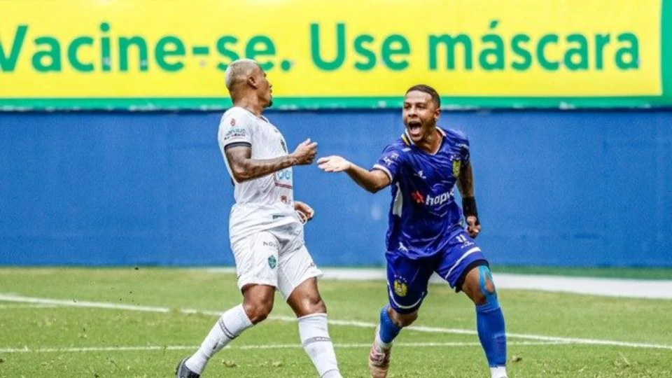Nacional joga fácil, vence Manaus por 3 a 0 e assume liderança do Barezão 2022