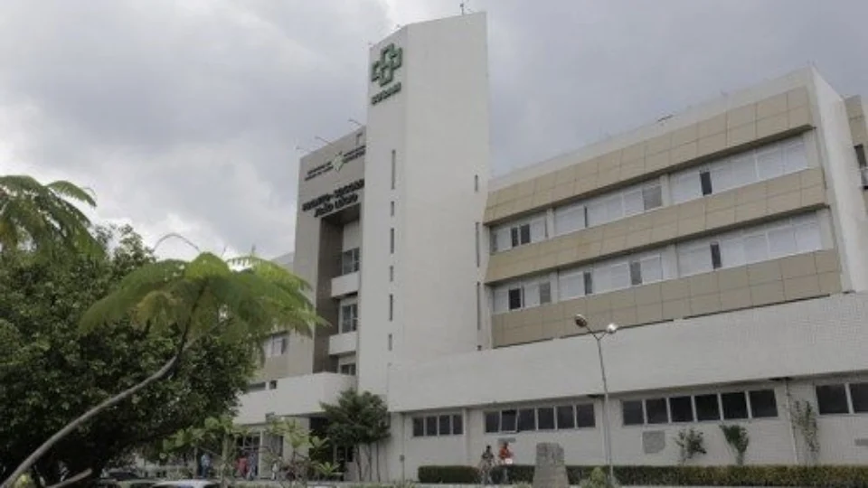 Funcionário da Águas de Manaus é baleado na Zona Leste