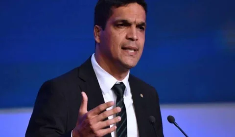 Cabo Daciolo desiste de pré-candidatura à presidência e declara apoio a Ciro Gomes