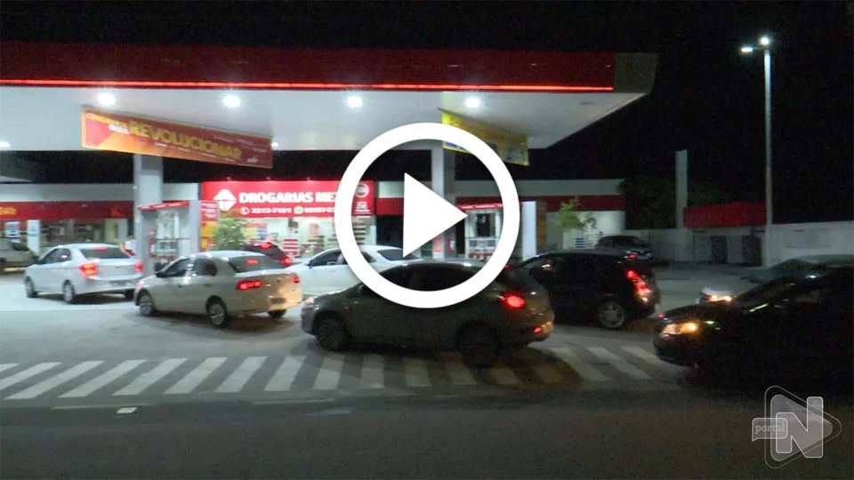 VÍDEO: em Manaus crescem filas nos postos de combustível depois de aumento