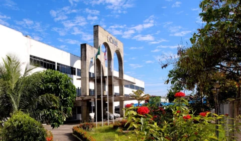 Justiça mantém suspensão do aumento de 83% do cotão da Câmara Municipal de Manaus