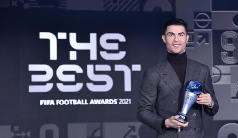 Fifa The Best: Cristiano Ronaldo recebe prêmio especial como maior artilheiro de seleções da história