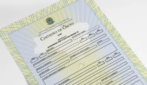 Cartórios do Brasil registram recorde de emissão de certidão de óbitos em 2021