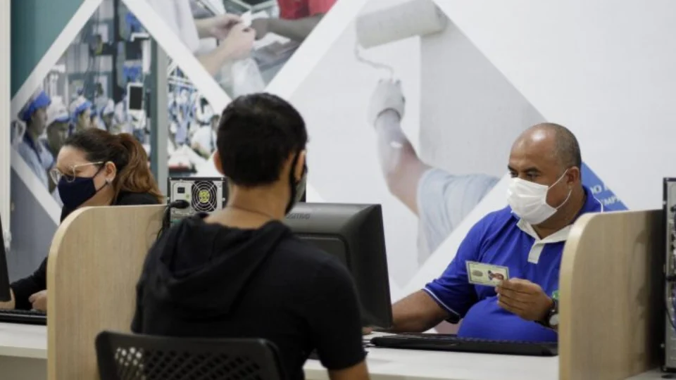 Nesta sexta, mais de 260 vagas são disponibilizadas pelo Sine Manaus