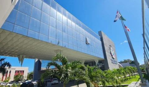 TCE-AM nomeia 20 servidores aprovados em concurso público