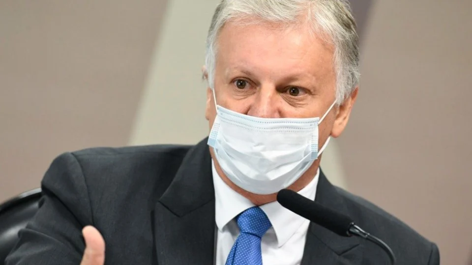 Airton Soligo alega não ter sido ‘ministro de fato’ no Ministério da Saúde