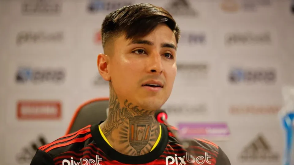 Volante Pulgar é apresentado oficialmente no Flamengo nesta quinta-feira, 04