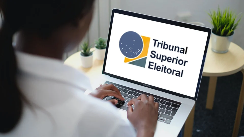 União Brasil fica com R$ 782 milhões do Fundo Eleitoral; confira o valor que  cada partido irá receber