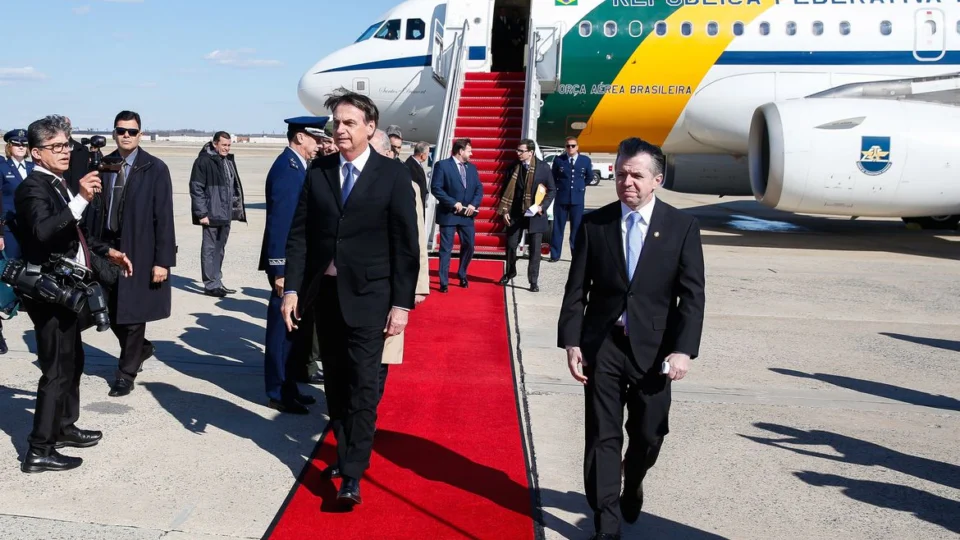 Bolsonaro viaja aos Estados Unidos para Cúpula das Américas