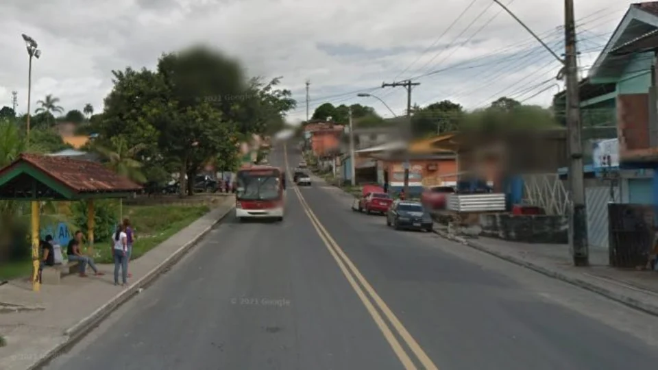 Ônibus do transporte público têm itinerários alterados devido a obras de drenagem na Zorte de Manaus