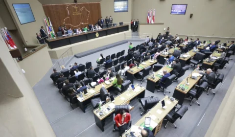Aleam retoma reuniões parlamentares nesta terça-feira