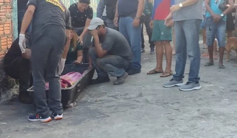 Venezuelana é morta a facadas em kitnet na Zona Leste de Manaus