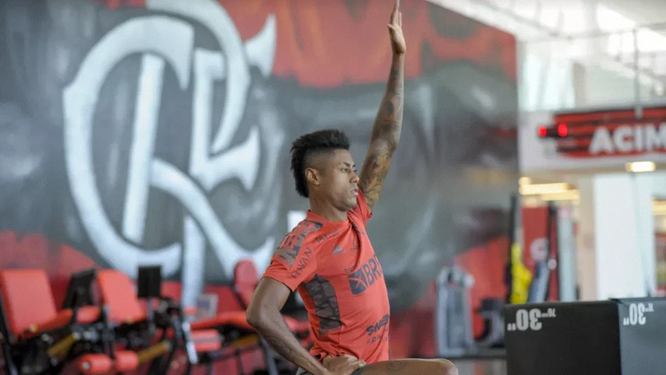 Bruno Henrique não joga contra Athletico/PR e desfalca Flamengo pela terceira vez consecutiva