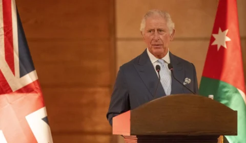 Rei Charles III fará seu primeiro discurso nesta sexta-feira às 14h no horário de Brasília