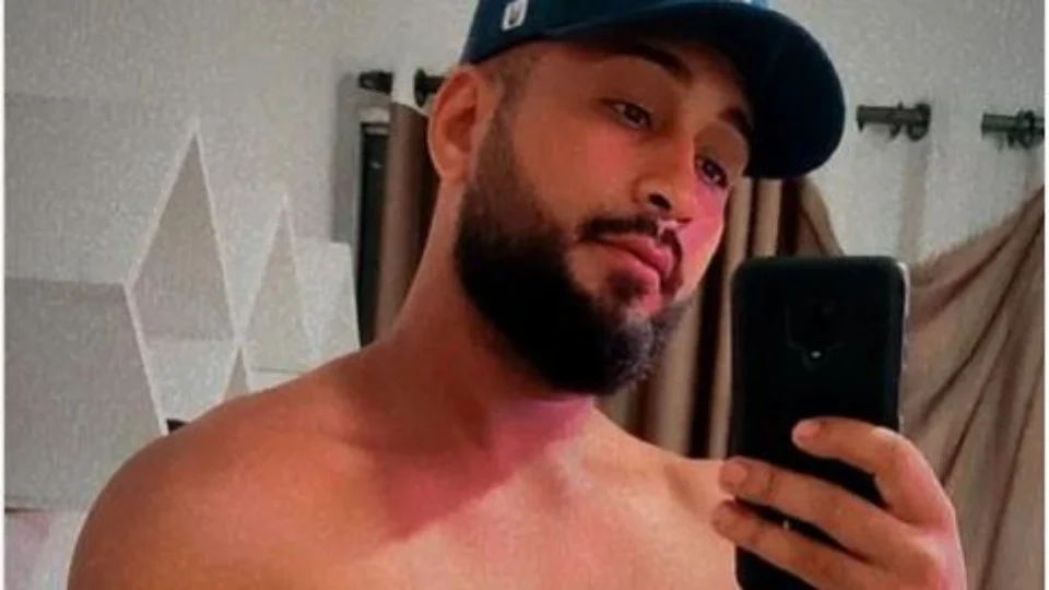 Jovem morre afogado em ponto turístico do Ceará; ator tenta salvá-lo, mas reclama de falta de estrutura do local