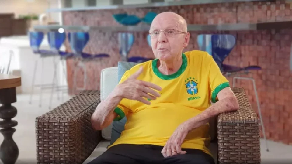 Mário Lobo Zagallo se recupera de infecção respiratória e está perto de deixar hospital no Rio de Janeiro