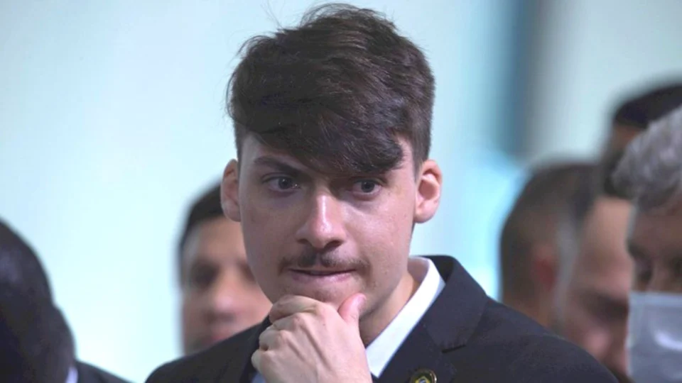 Jair Renan, filho 04, deve depor à PF sobre suposto tráfico de influência no governo