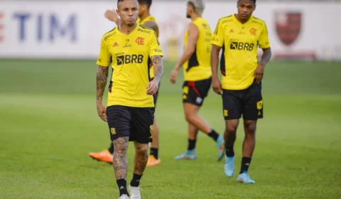 Técnico Dorival Júnior vai escalar ‘Flamengo alternativo’ contra Botafogo pelo Campeonato Brasileiro