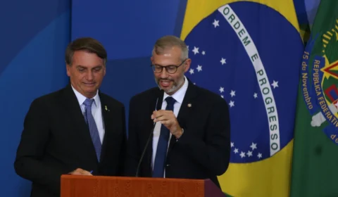 Victor Godoy é nomeado como novo ministro da Educação