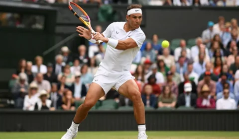 Rafael Nadal vence fácil holandês Botic Van por 3 sets a 0 e vive sonho do tricampeonato em Wimbledon na Inglaterra