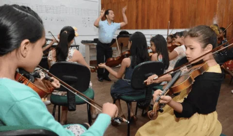 UEA: inscrições para cursos de música para crianças encerram neste domingo em Manaus