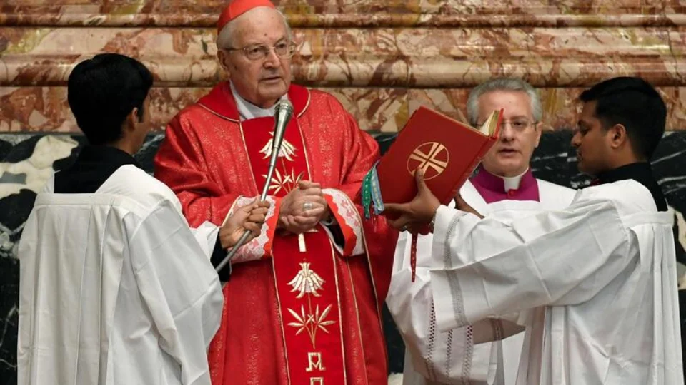 Vaticano anuncia morte do cardeal Angelo Sodano, ex-braço direito de João Paulo II e Bento XVI