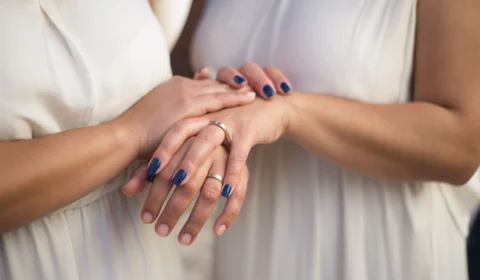 Parlamento de Cuba abre caminho para reconhecer casamento LGBTQIA+