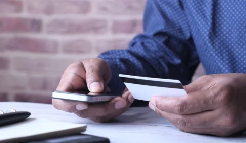 Mais de 326 mil brasileiros sofreram tentativas de golpes somente em fevereiro, aponta pesquisa