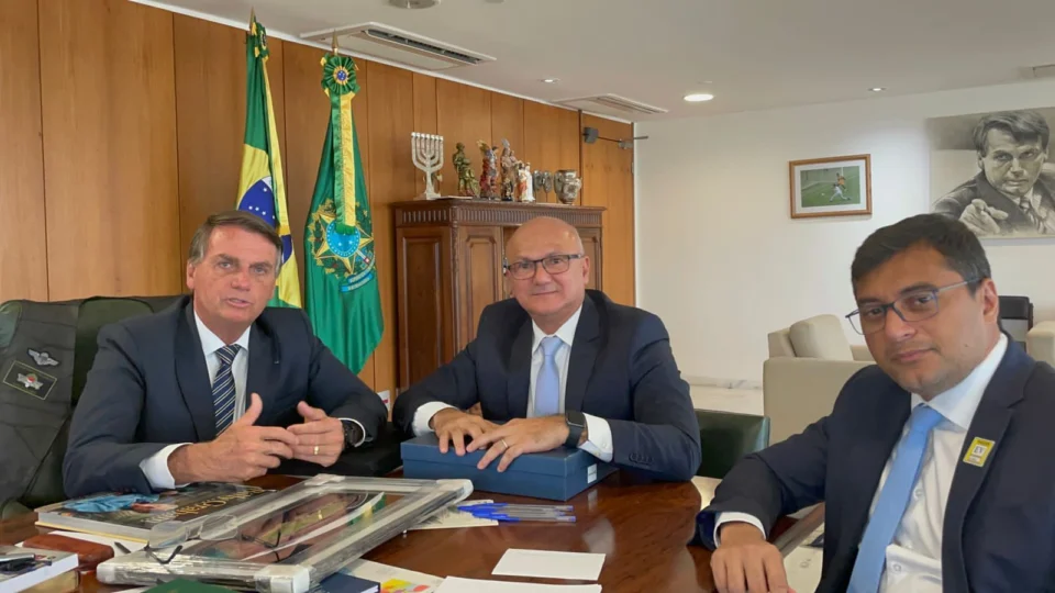 Decreto IPI: em nova reunião com governo do AM, Bolsonaro diz que vai buscar alternativas para manter competitividade da Zona Franca de Manaus; veja vídeo