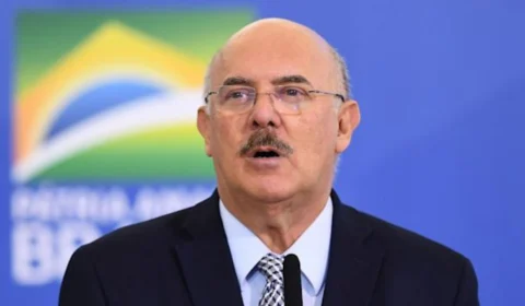 Defesa de ex-ministro Milton Ribeiro diz que prisão foi ilegal e pedirá liberdade em audiência de custódia