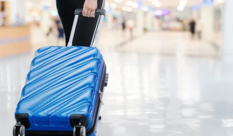 Retorno do despacho gratuito de bagagem em voos é aprovado na Câmara