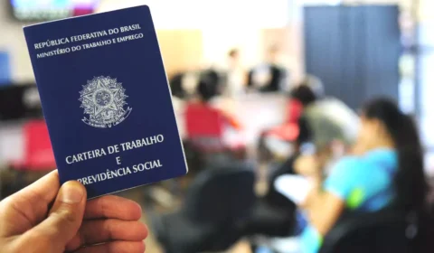 Taxa de desemprego cai para 9,8% em maio e atinge 10,6 milhões, diz IBGE