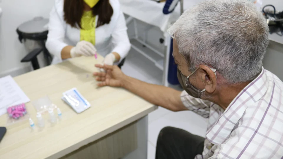 Policlínica da FUnATI, em Manaus, inicia testes rápidos para doenças infecciosas
