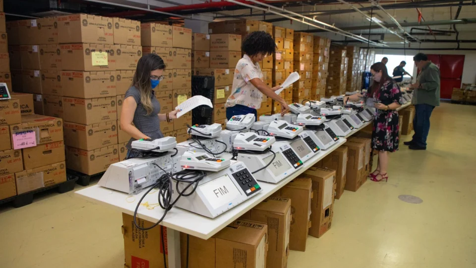 Justiça Eleitoral inicia testes simulados para as eleições 2022 no Amazonas