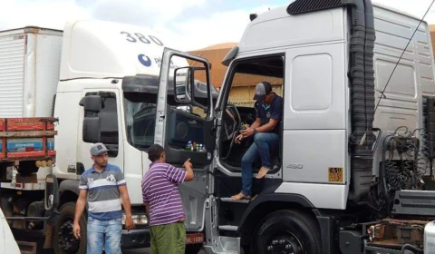 Senado discute projeto sobre limite do comprimento de caminhão articulado