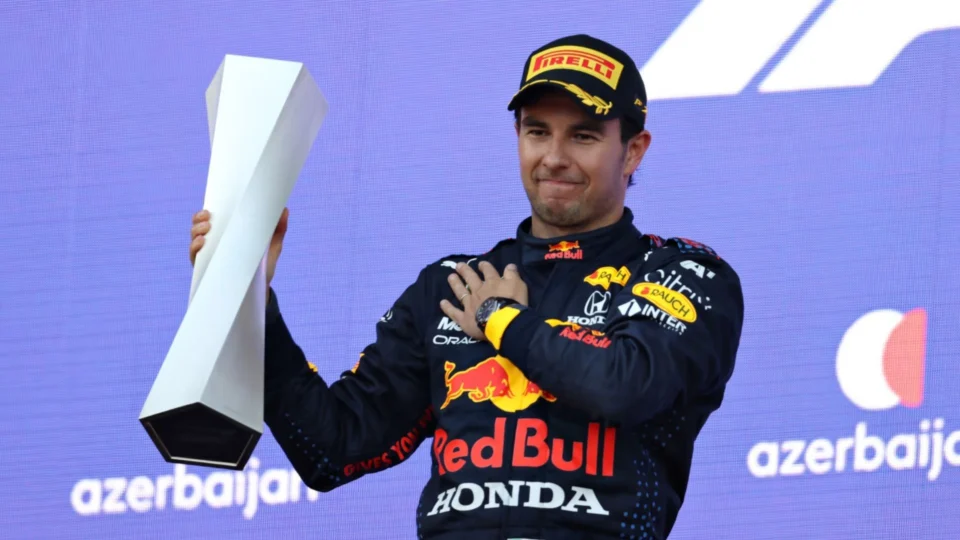 Sergio Pérez renova contrato com a Red Bull até 2024