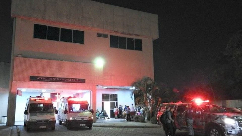 Servidor público morre em hospital após ser baleado em rua de Manaus