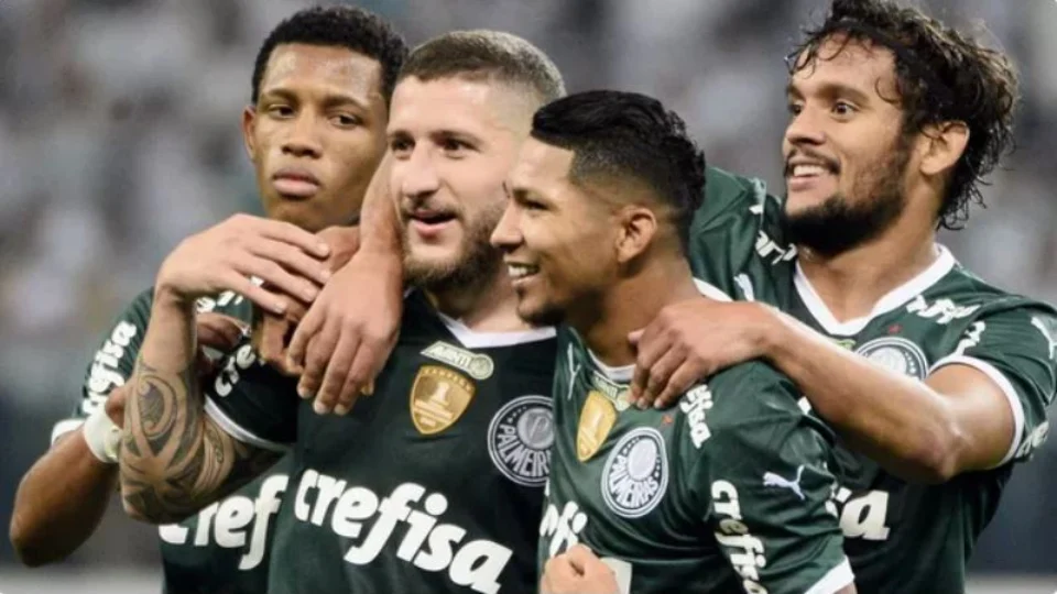 Palmeiras atropela Atlético/GO por 4 a 2 e segue líder absoluto do Campeonato Brasileiro