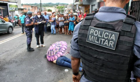 Com mãos amarradas, jovem é assassinado a tiros na Zona Leste de Manaus