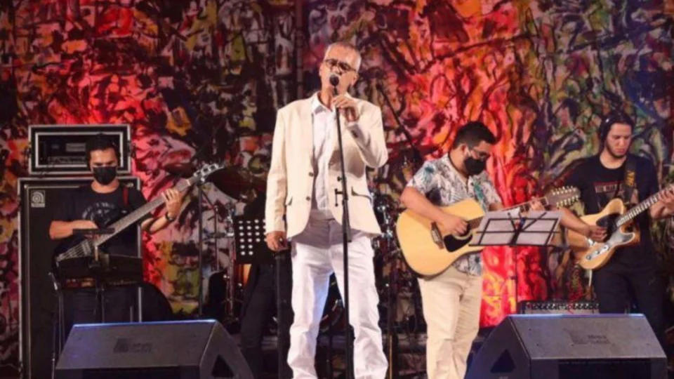 Cantor e produtor musical, Sidney Rezende morre, aos 65 anos, no Amazonas