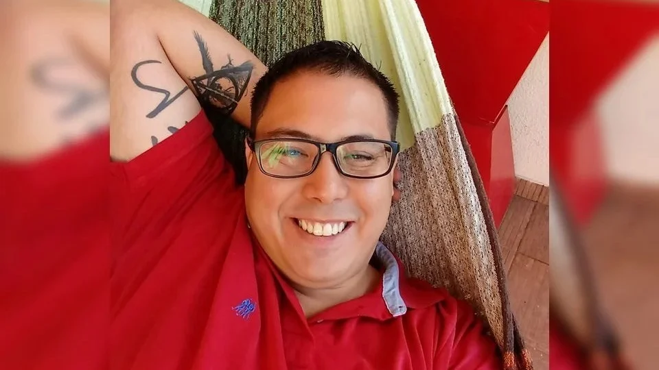 Corpo de diretor de escola é encontrado carbonizado em porta-malas de veículo no DF